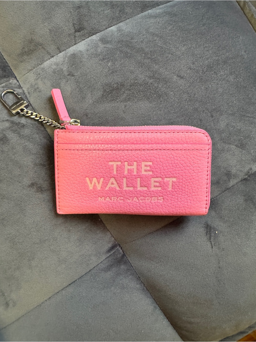 Marc Jacobs Bow Pink THE LEATHER TOP ZIP MULTI WALLET